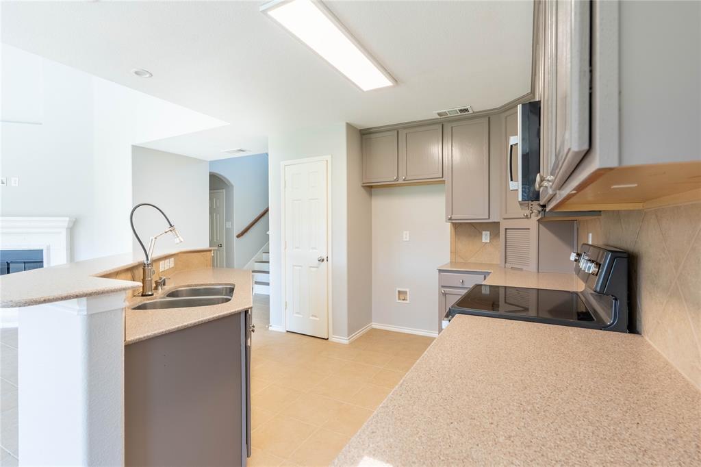 2012 Meadow View Drive Princeton, TX 75407 - Photo 12 of 39