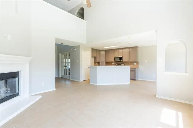 $2,200 | 2012 Meadow View Drive, Princeton, TX 75407