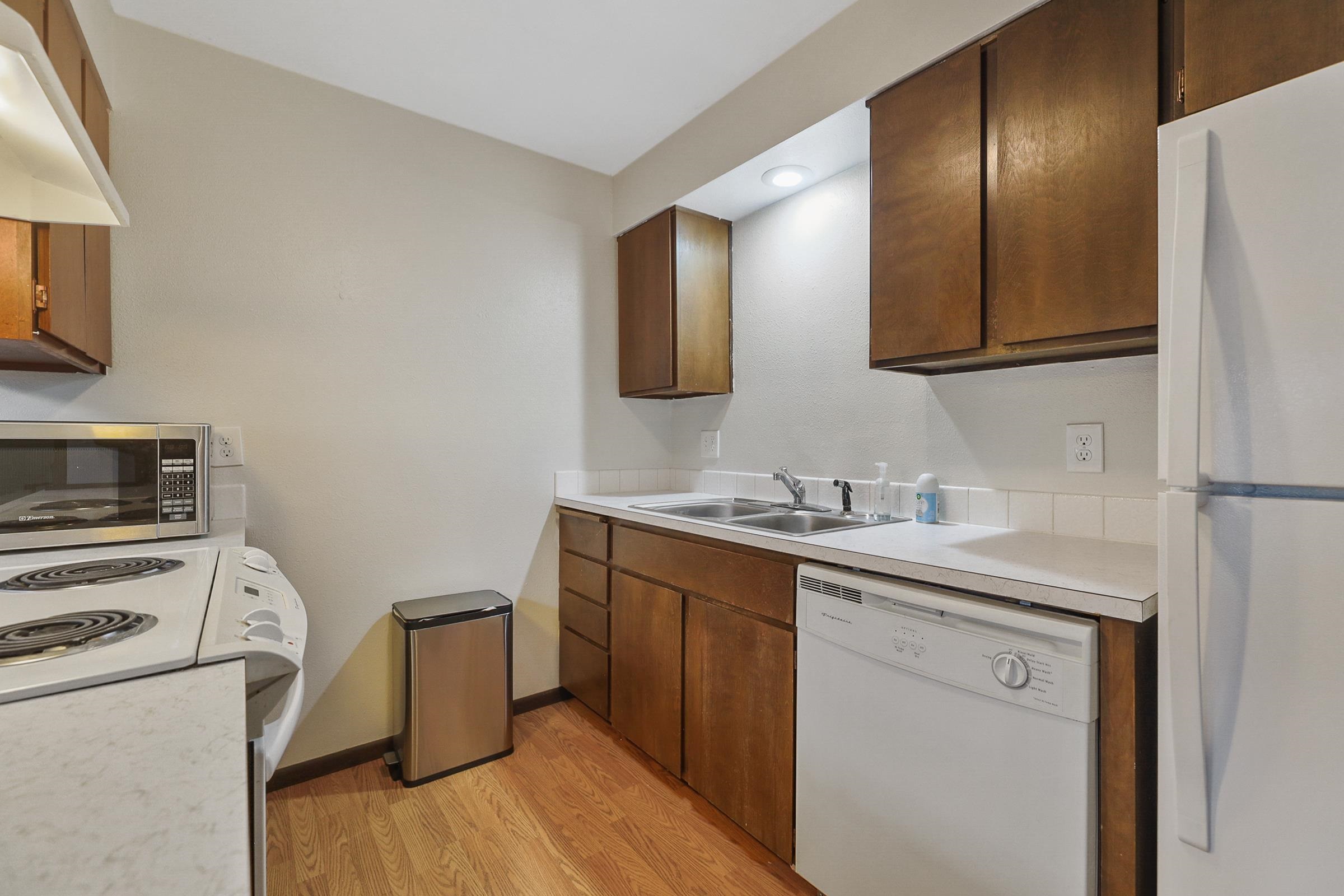301 North Raymond Road, Unit B Spokane Valley, WA 99206 - Photo 12 of 20 Gallery Image 12