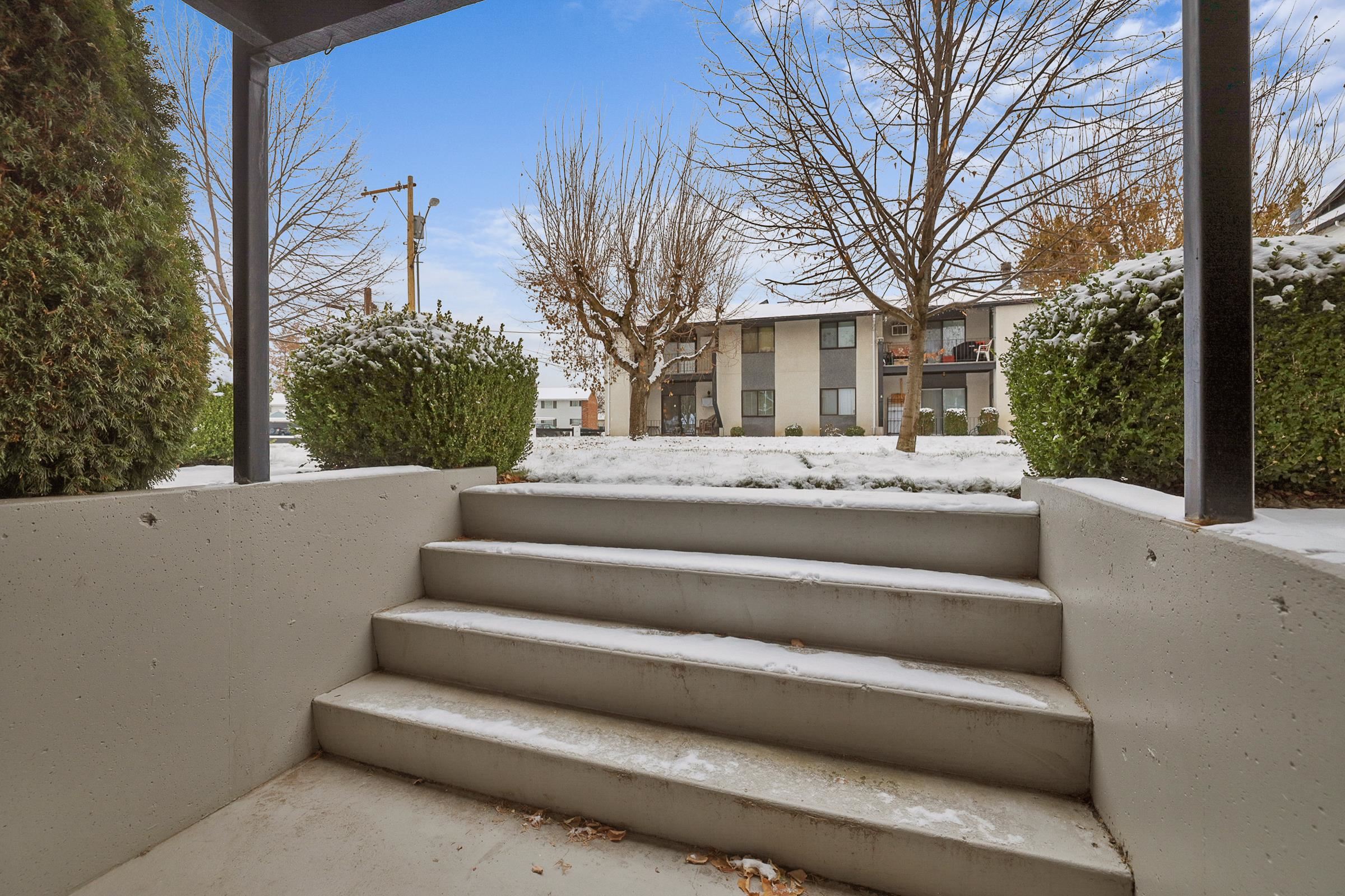 301 North Raymond Road, Unit B Spokane Valley, WA 99206 - Photo 19 of 20 Gallery Image 19