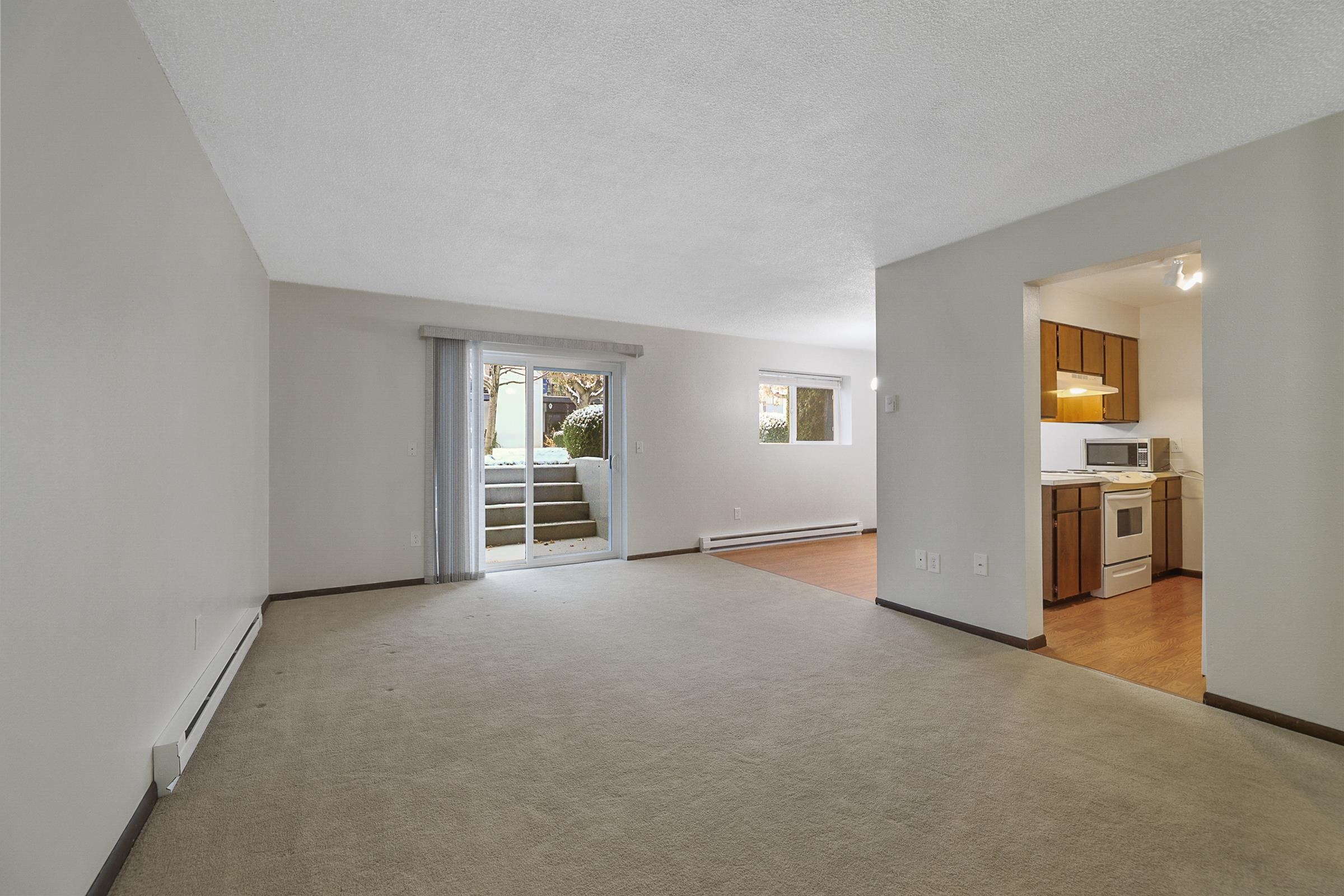 301 North Raymond Road, Unit B Spokane Valley, WA 99206 - Photo 5 of 20 Gallery Image 5