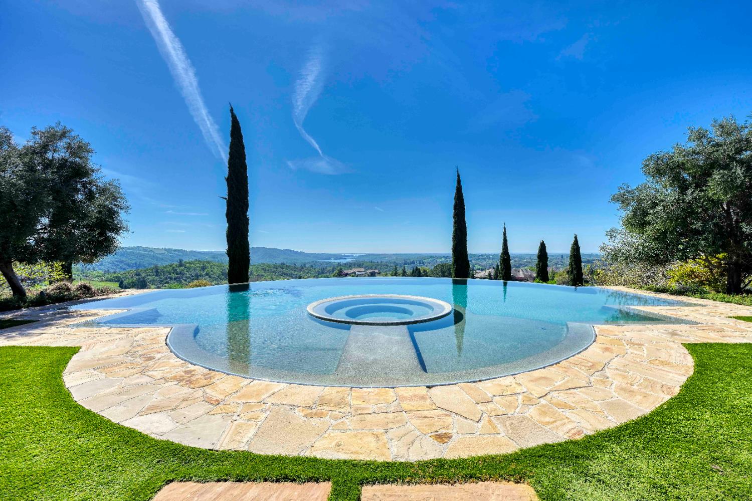 2581 Shirland Tract Road Auburn, CA 95603 - Photo 48 of 61 a view of a swimming pool with a patio