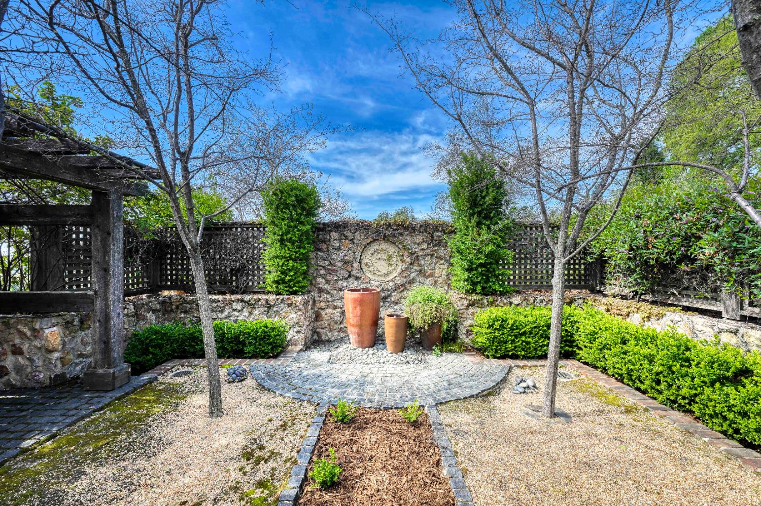2581 Shirland Tract Road Auburn, CA 95603 - Photo 58 of 61 a wooden bench sitting in front of a building