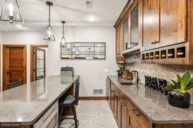 $1,974,800 | 1230 Greenway Pass, Golden Valley, MN 55427