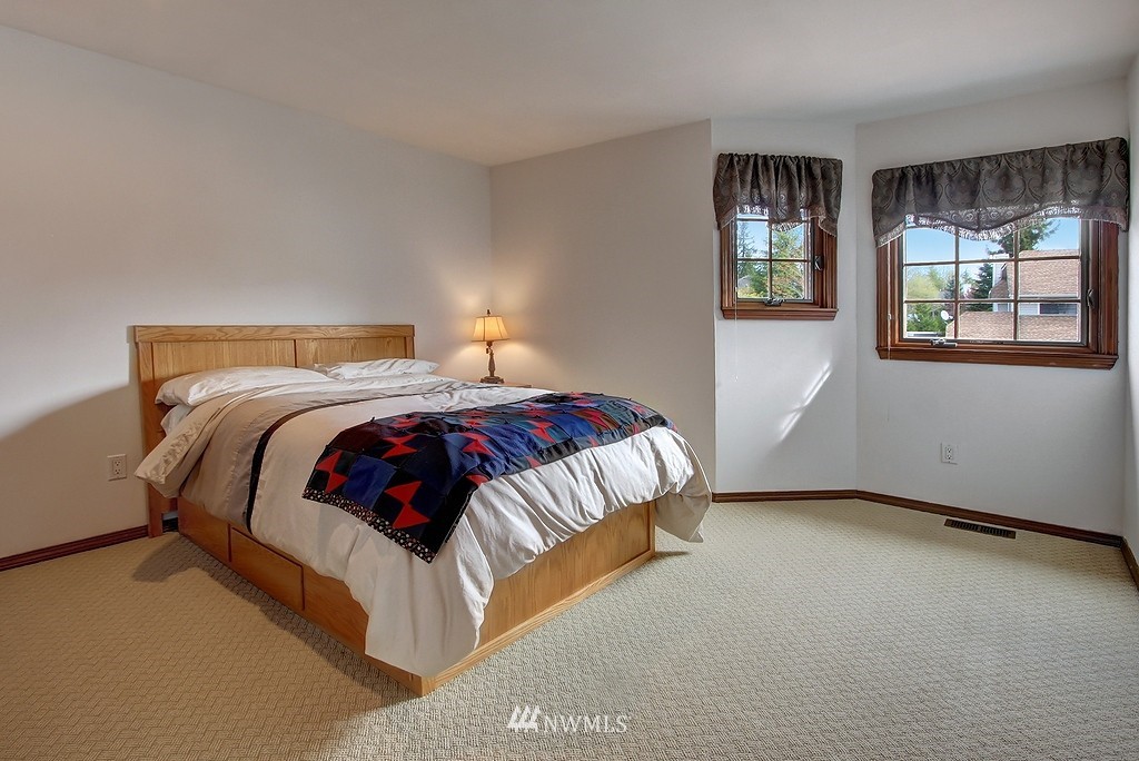 18303 155th Place Southeast Renton, WA 98058 - Photo 16 of 25 Gallery Image 16