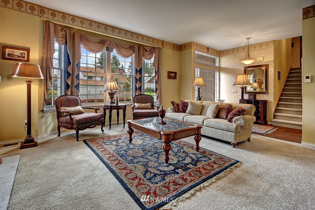 18303 155th Place Southeast Renton, WA 98058 - Photo 3 of 25 Gallery Image 3