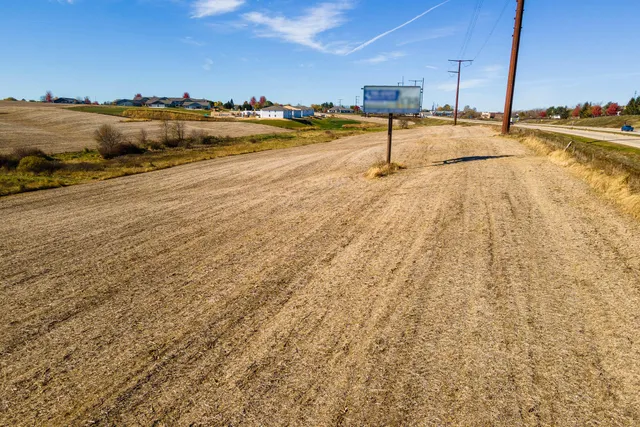 $285,000 | 18 Highway 18, Dodgeville, WI 53533