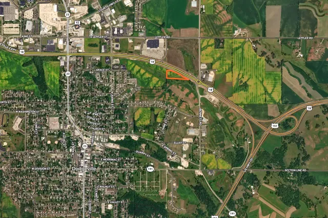 $285,000 | 18 Highway 18, Dodgeville, WI 53533