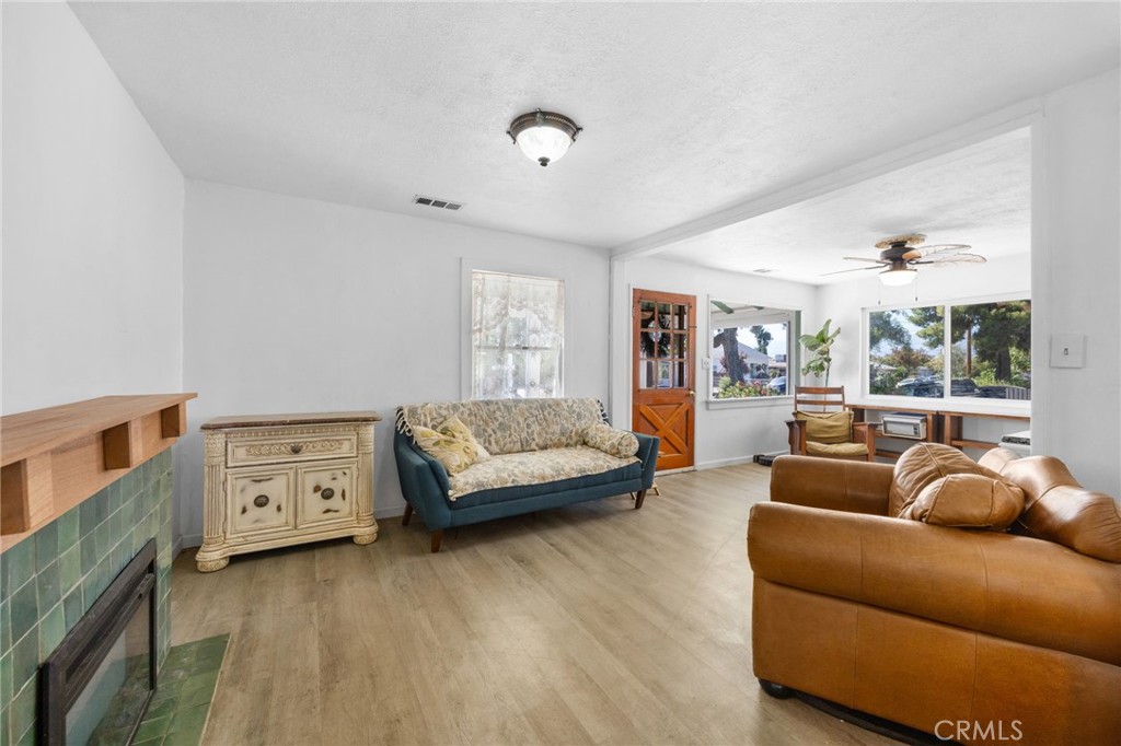 1220 Webster Street Redlands, CA 92374 - Photo 9 of 32