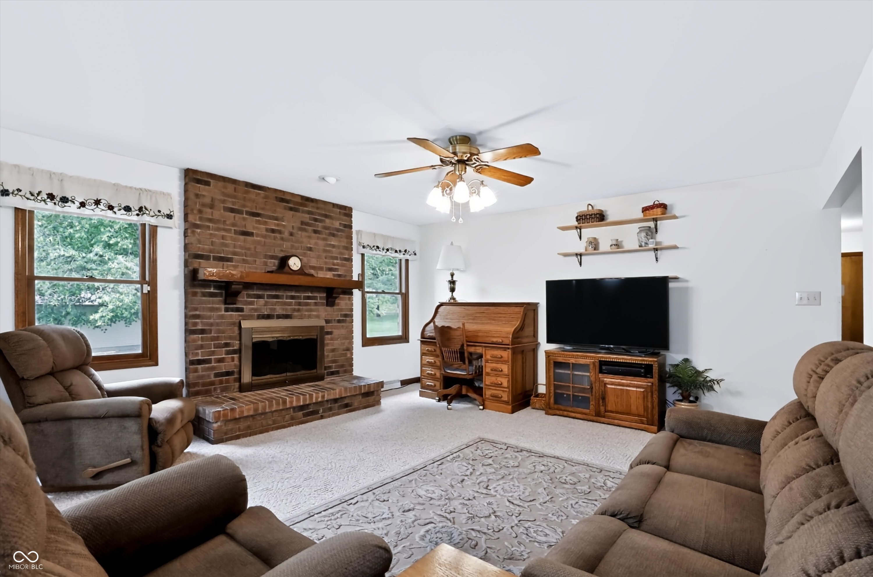487 Moccosin Road Greenwood, IN 46142 - Photo 23 of 55