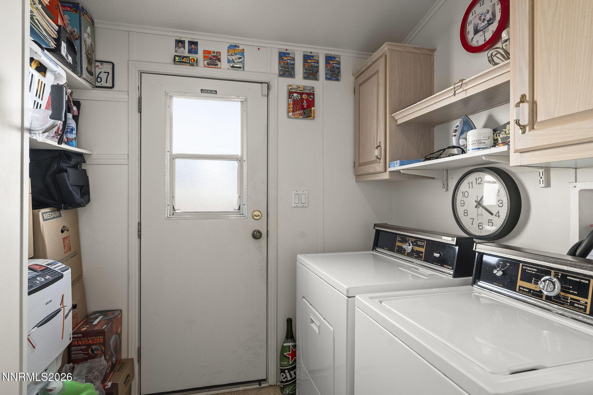 2151 Barberry Way Reno, NV 89512 - Photo 10 of 16 a utility room with dryer and washer