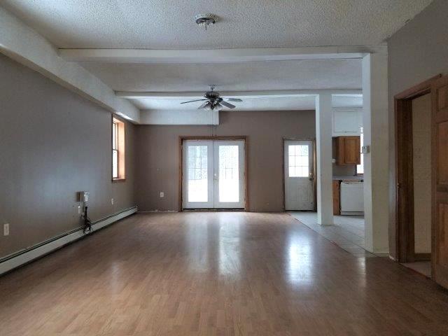 1068 Avenue Road Exeter, ME 04435 - Photo 14 of 14 231-129554 Living Room
