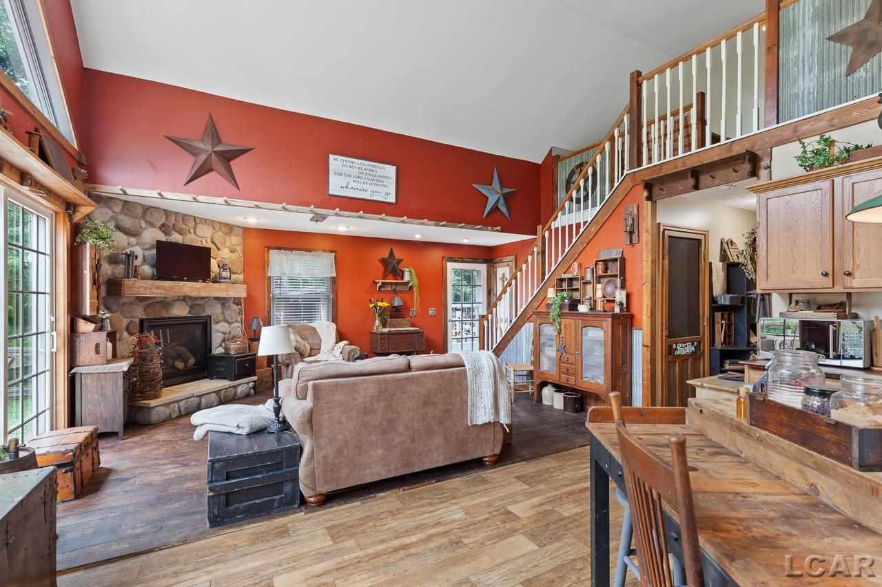 2020 East Gier Road Adrian, MI 49221 - Photo 9 of 15 50082098-8.JPG