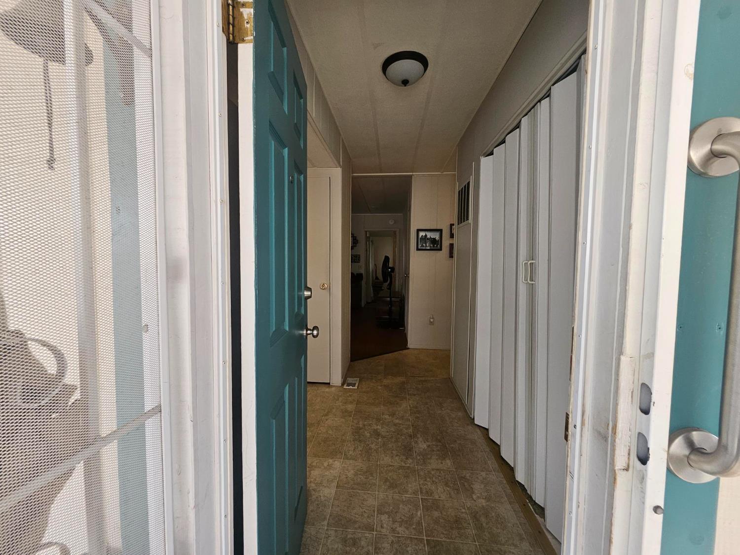 2621 Prescott Road, Unit 6 Modesto, CA 95350 - Photo 4 of 19