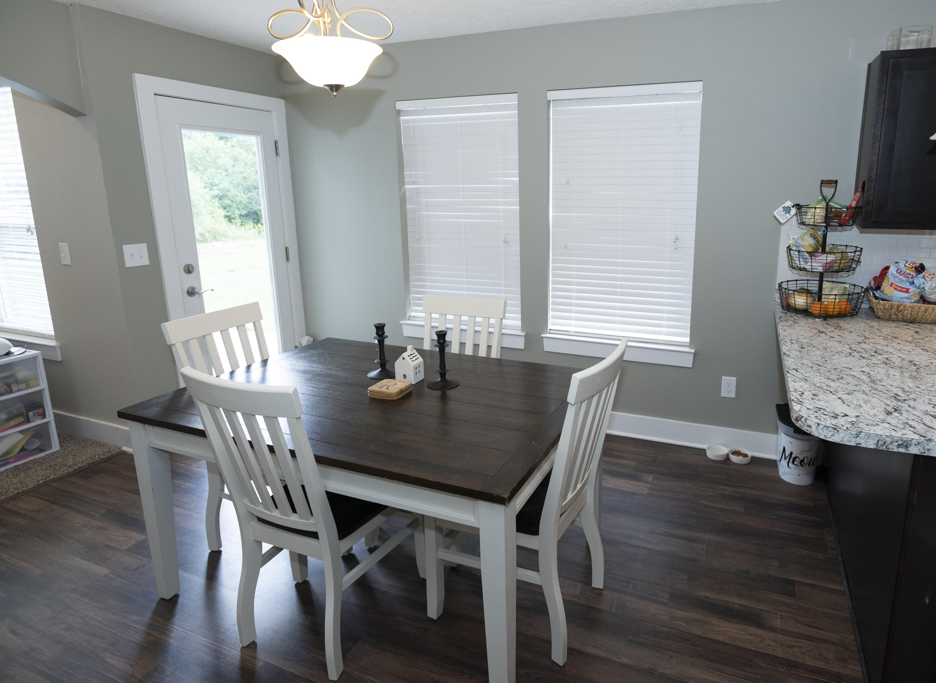 5147 Stone River Road Jackson, MI 49201 - Photo 9 of 37 Dining Room