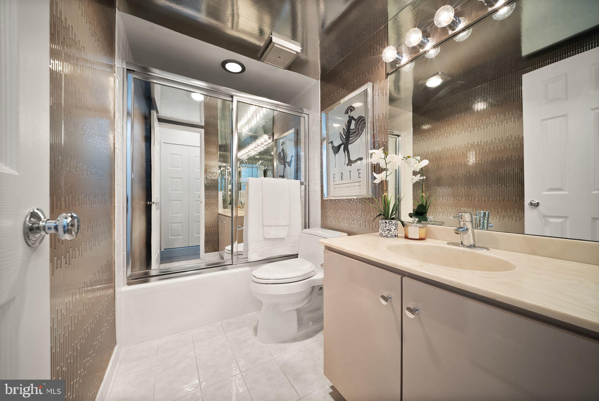 1800 Old Meadow Road, Unit 1601 McLean, VA 22102 - Photo 26 of 46 Second full Bathroom