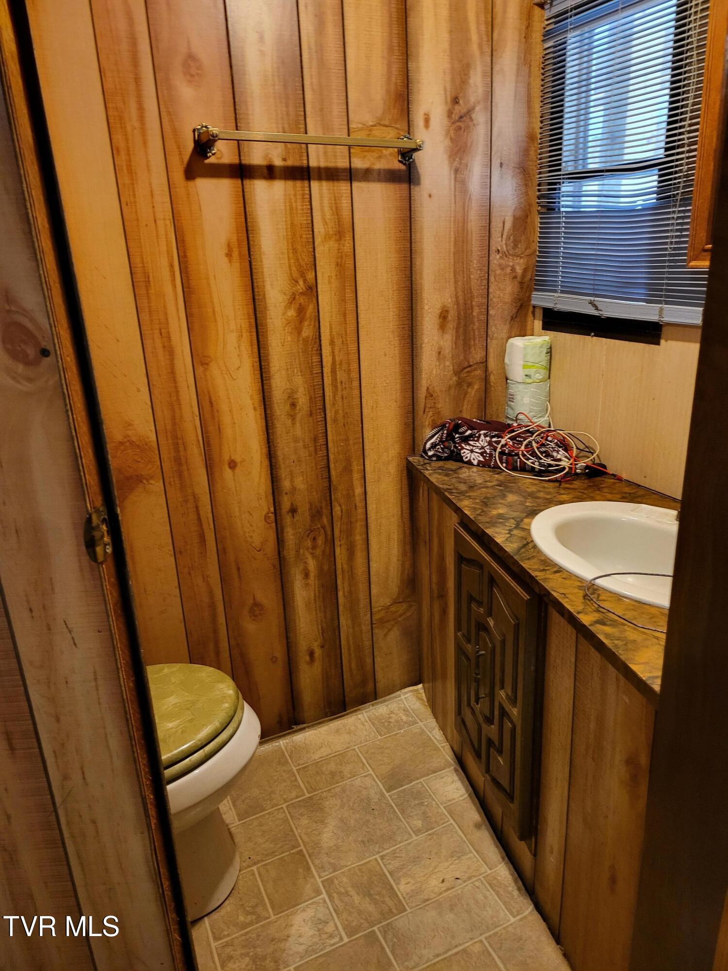 1870 Chuckey Highway Chuckey, TN 37641 - Photo 10 of 27 20260303_155140