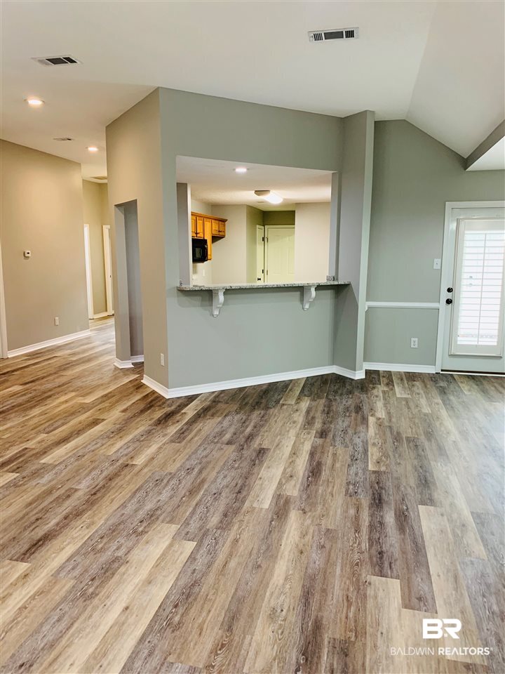 29245 Canterbury Road Daphne, AL 36526 - Photo 4 of 23