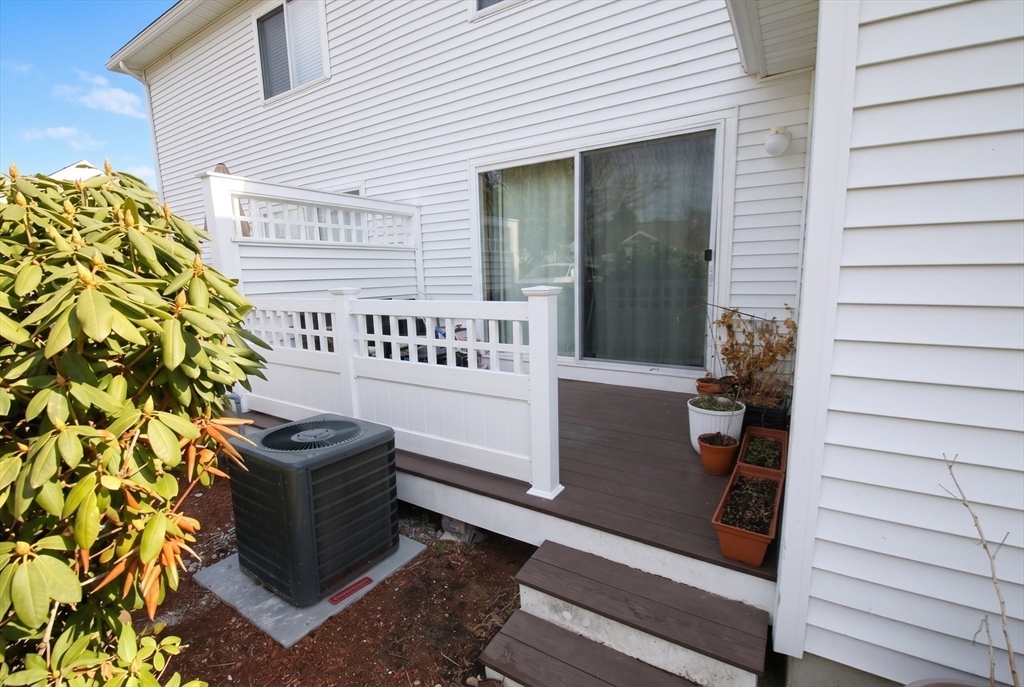 360 Littleton Road, Unit E5 Chelmsford, MA 01824 - Photo 7 of 39 Gallery Image 7
