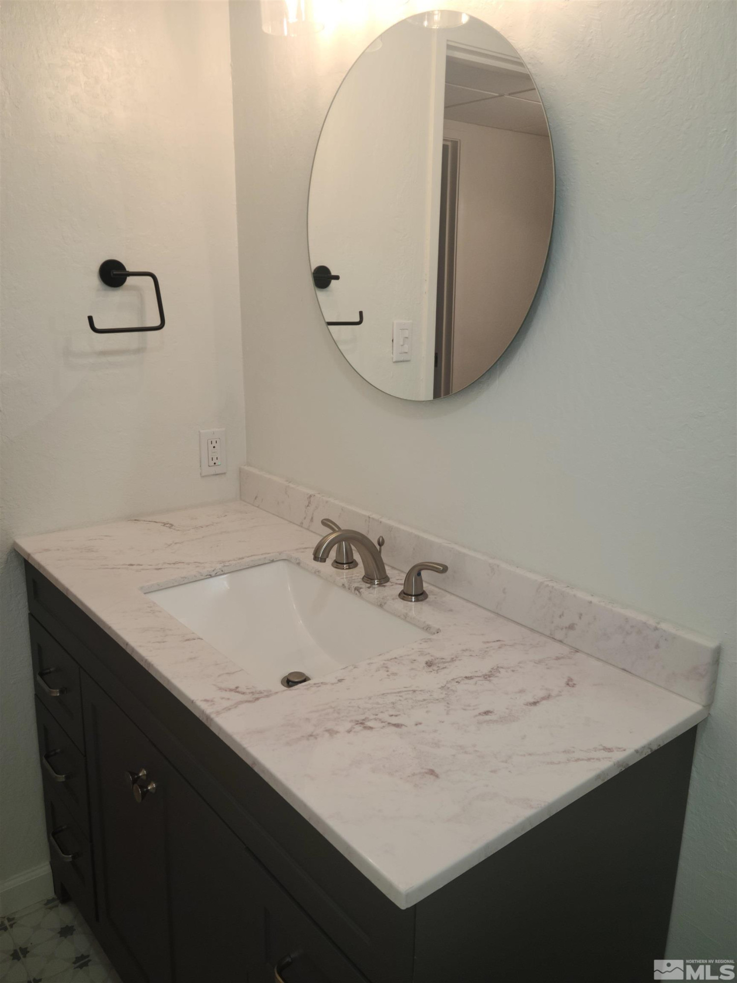 1000 Beck Drive, Unit 162 Reno, NV 89509 - Photo 21 of 31 Bathroom Vanity