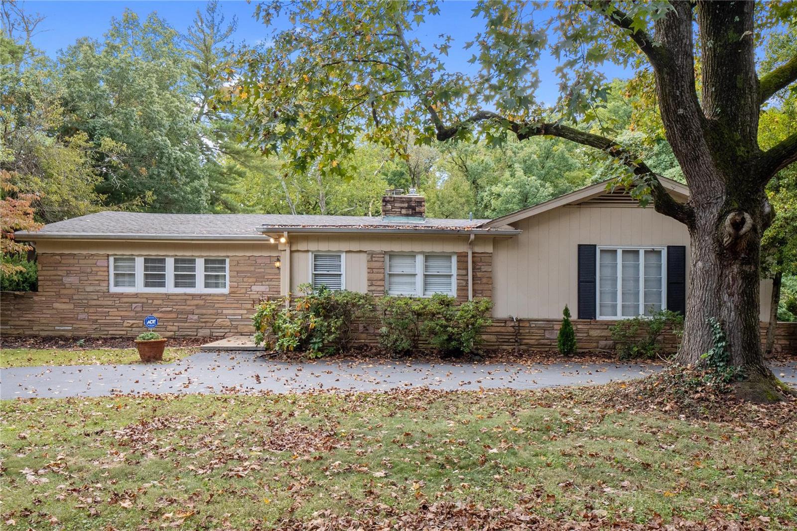 9140 Ladue Road Ladue, MO 63124 - Photo 3 of 37 Gallery Image 3