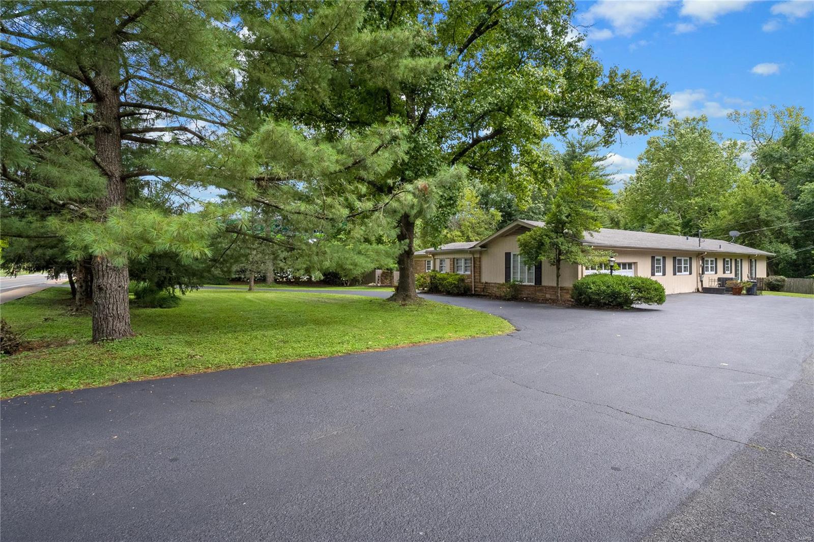 9140 Ladue Road Ladue, MO 63124 - Photo 35 of 37 Gallery Image 35