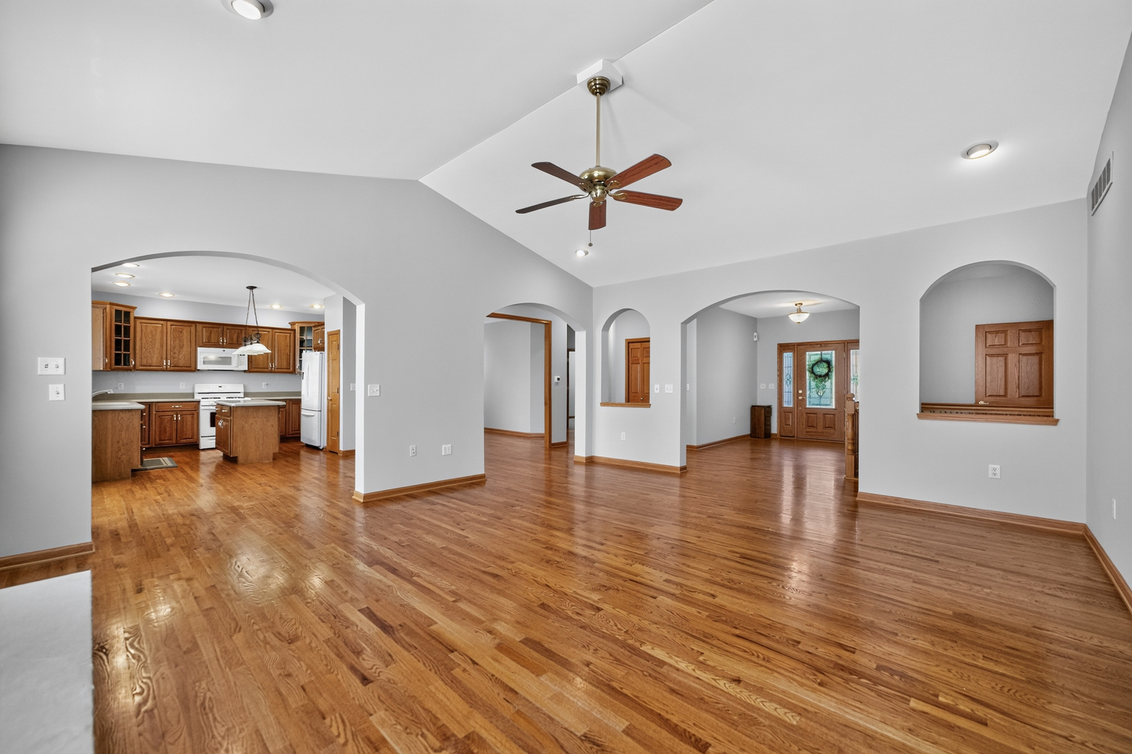 522 South Inverness Street Maple Park, IL 60151 - Photo 14 of 58