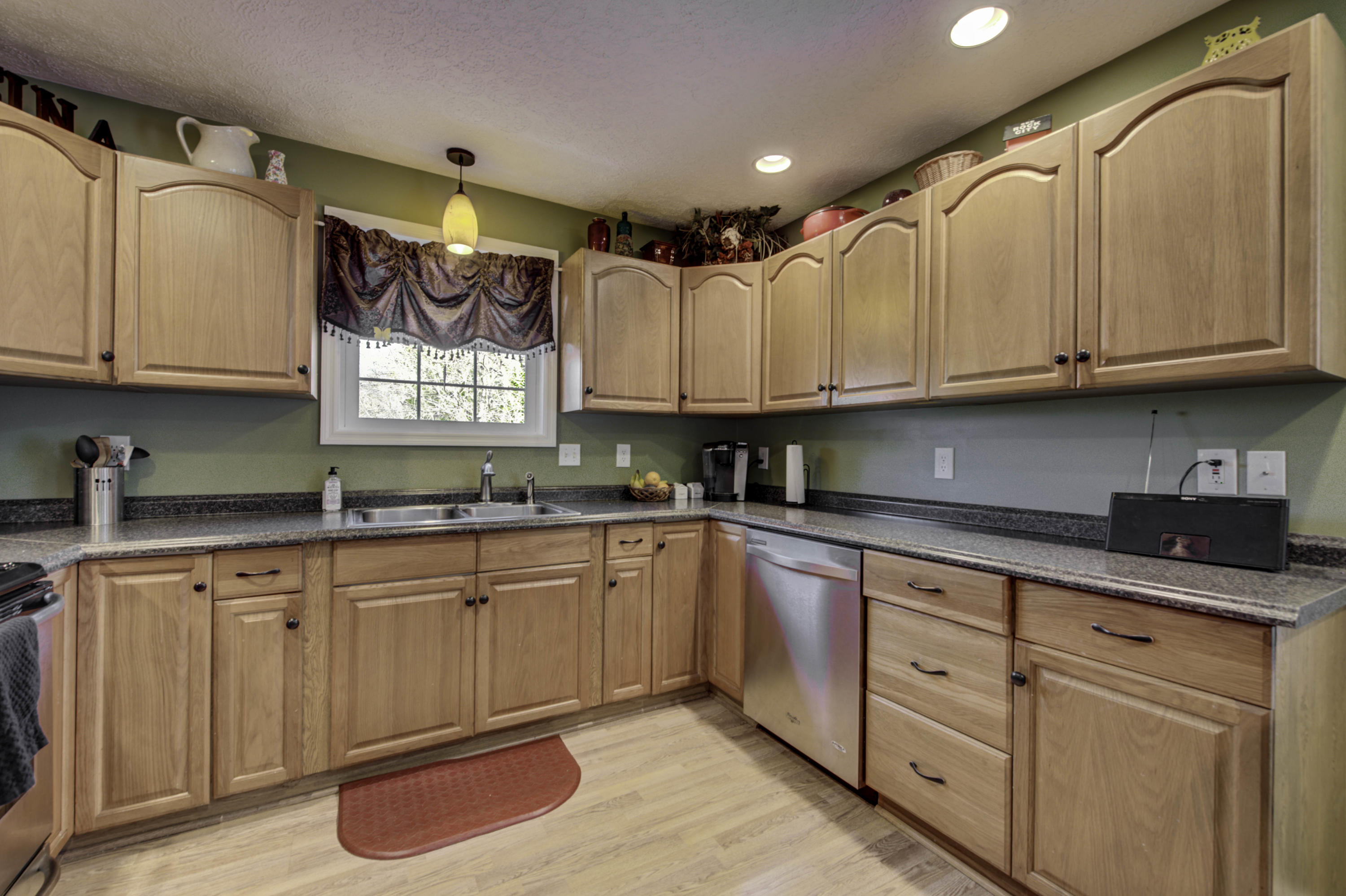 102 Kenwyn Road Oak Ridge, TN 37830 - Photo 8 of 30 8
