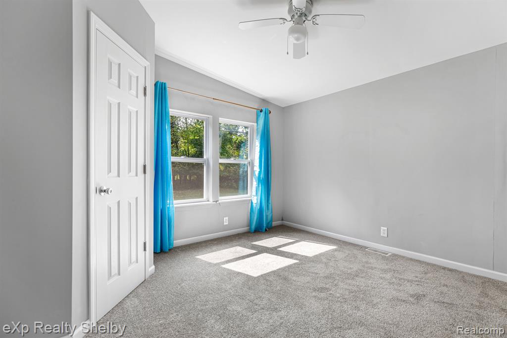 7125 Bray Road Vassar, MI 48768 - Photo 17 of 35