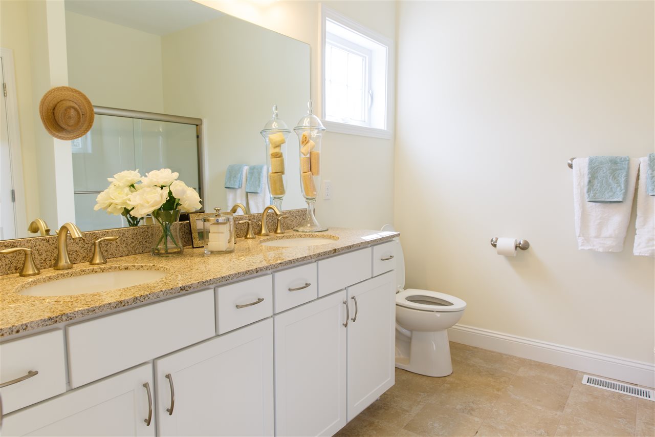 16 Staniford Farms Road, Unit 1 Burlington, VT 05408 - Photo 3 of 4 Gallery Image 3