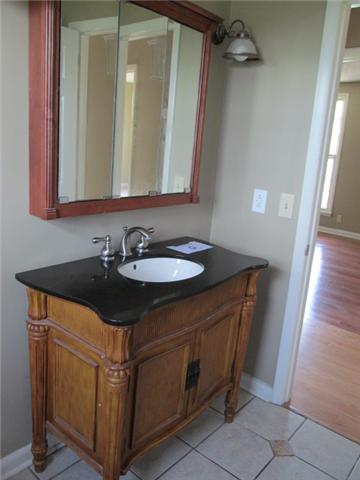 604 Roxanne Court Antioch, TN 37013 - Photo 8 of 11 Guest Bathroom