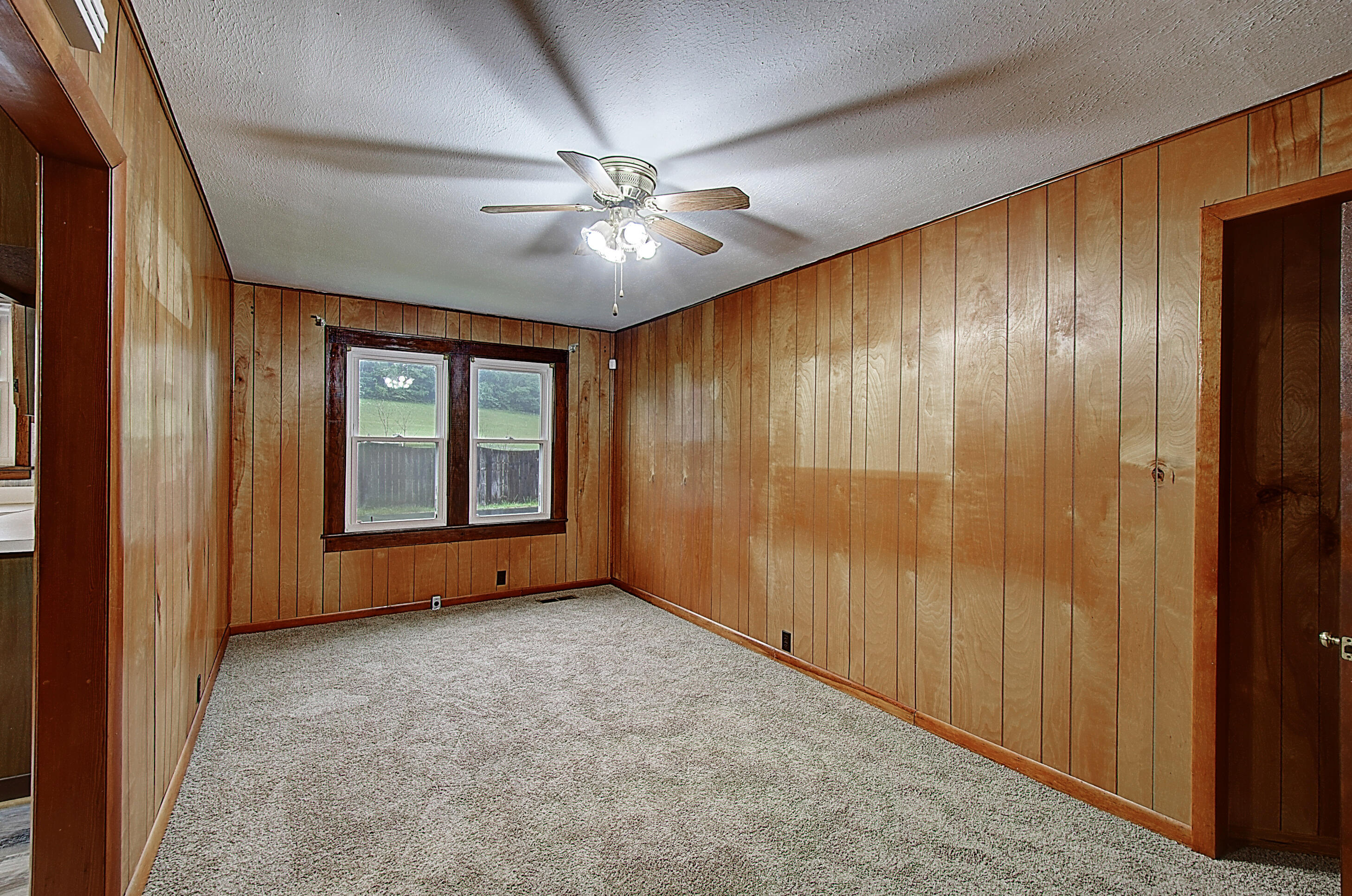 1401 Mill Creek Road Kingsport, TN 37664 - Photo 15 of 24 DSC_0265And8more_1