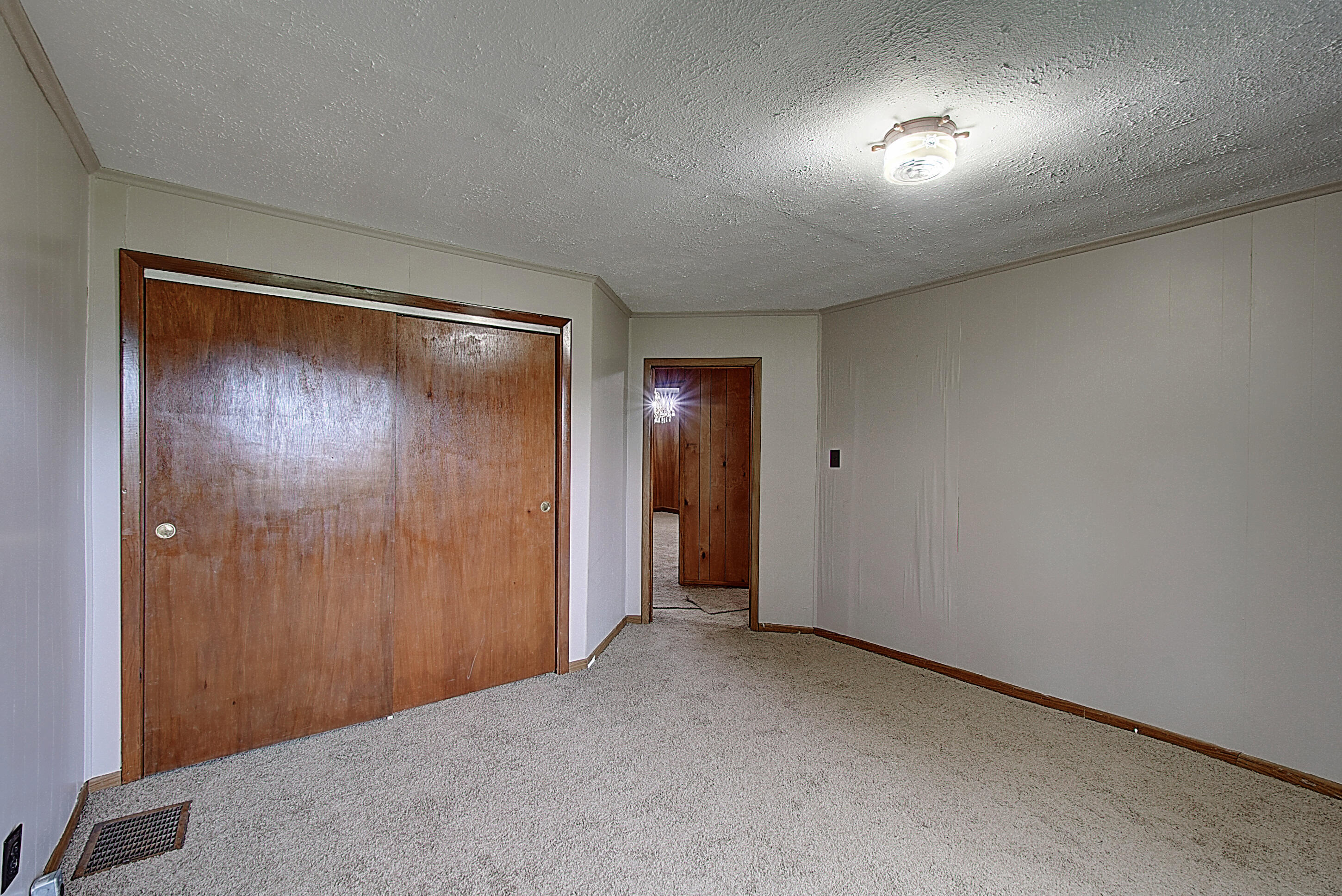 1401 Mill Creek Road Kingsport, TN 37664 - Photo 18 of 24 DSC_0346And8more_1