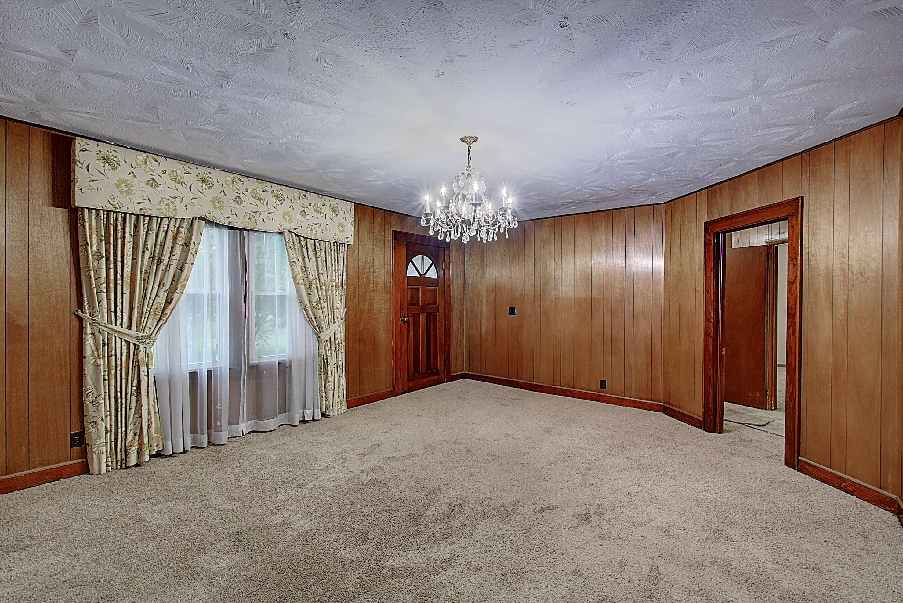 1401 Mill Creek Road Kingsport, TN 37664 - Photo 6 of 24 DSC_0094And8more