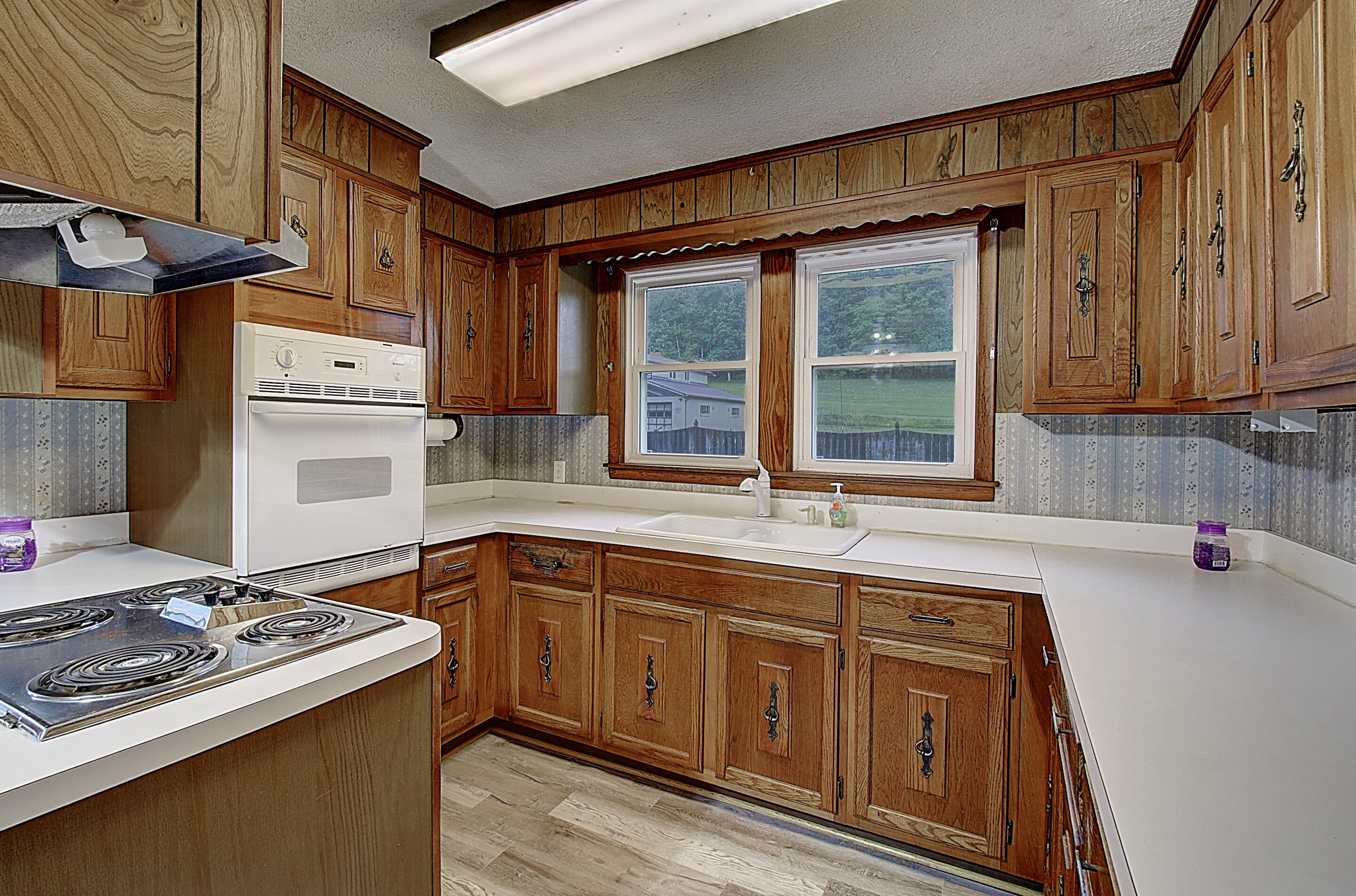 1401 Mill Creek Road Kingsport, TN 37664 - Photo 10 of 24 DSC_0184And8more_1