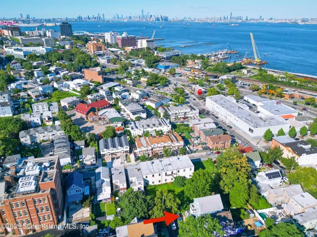 $1,200,000 | 19 Brewster Street | Stapleton