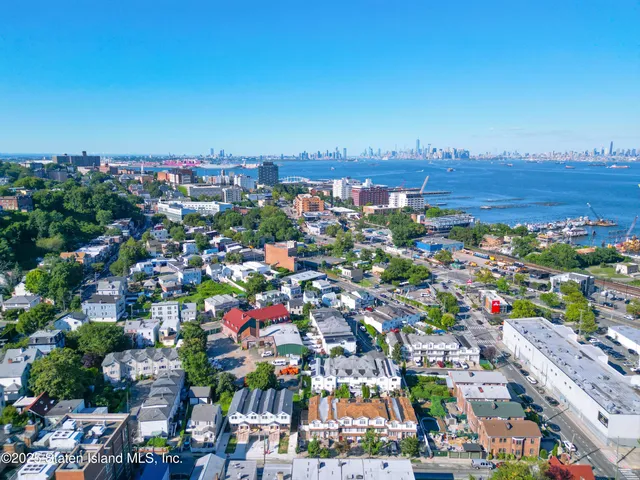 $1,200,000 | 19 Brewster Street | Stapleton