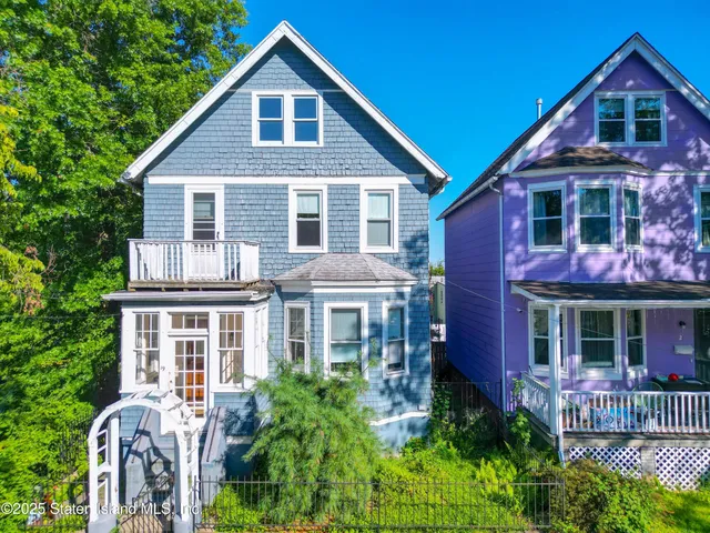 $1,200,000 | 19 Brewster Street | Stapleton