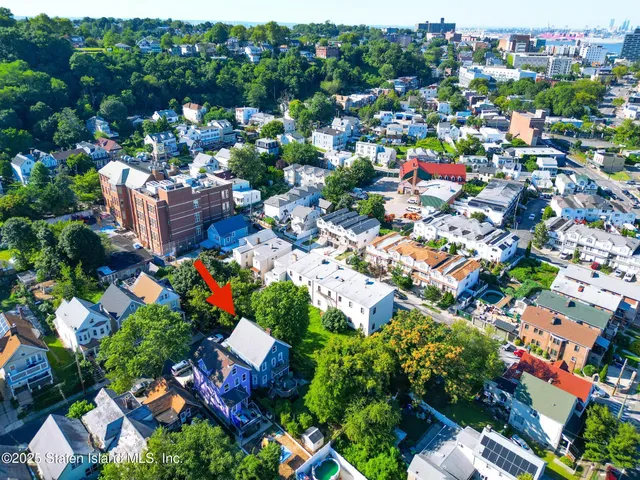 $1,200,000 | 19 Brewster Street | Stapleton
