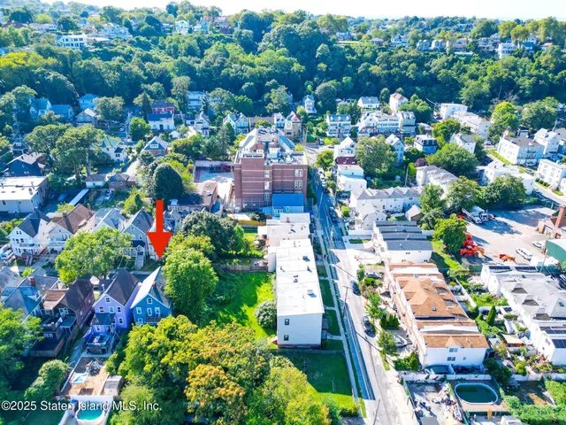 $1,200,000 | 19 Brewster Street | Stapleton