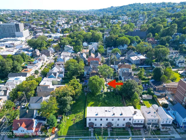 $1,200,000 | 19 Brewster Street | Stapleton