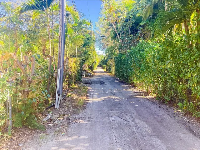 $1,999,000 | 170 Northwest 105th Street, Miami Shores, FL 33150