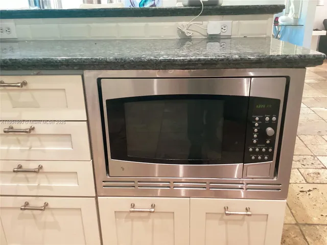 $1,999,000 | 170 Northwest 105th Street, Miami Shores, FL 33150