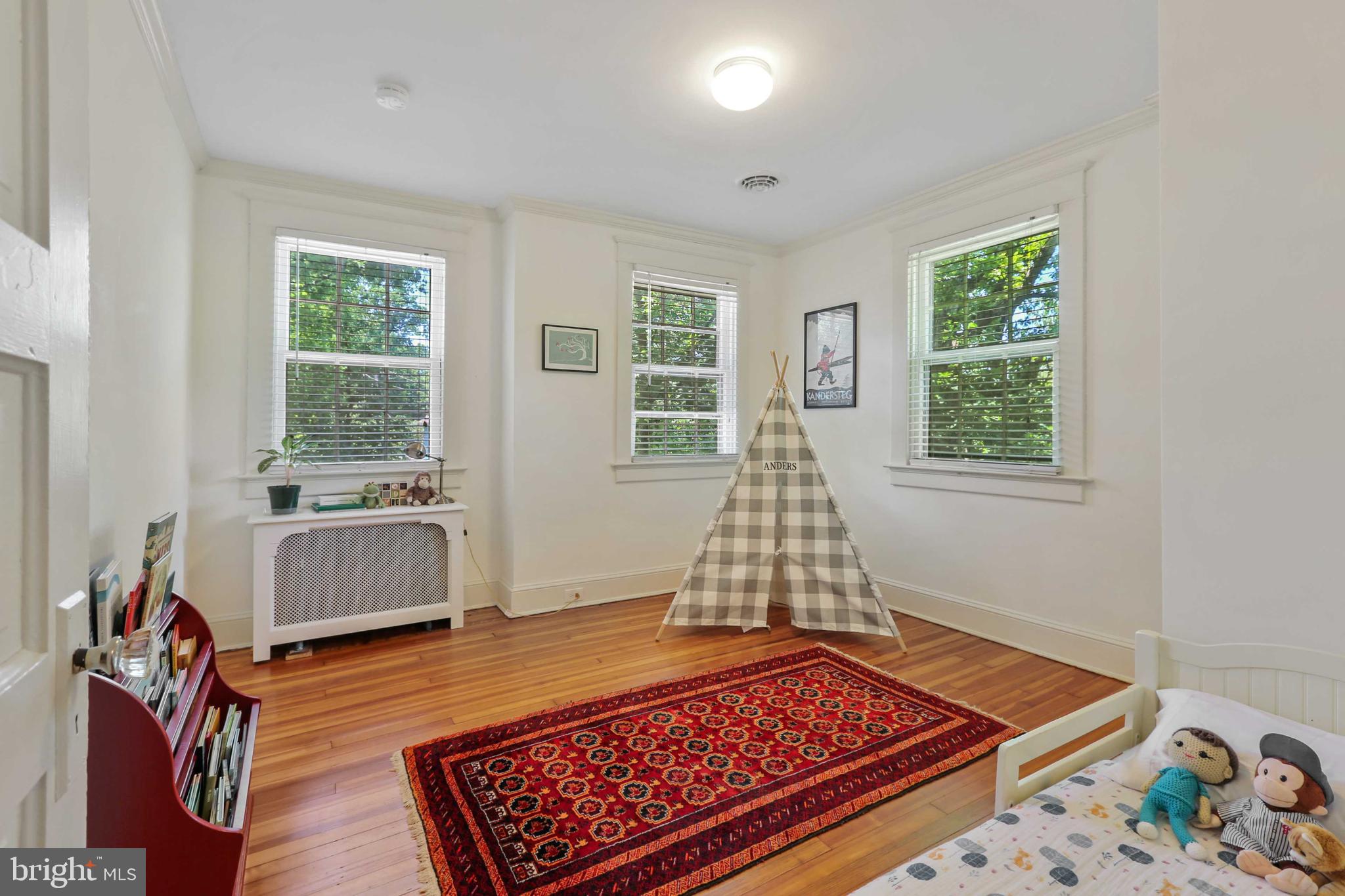 5705 Chilham Road Baltimore, MD 21209 - Photo 28 of 49 Bedroom 2