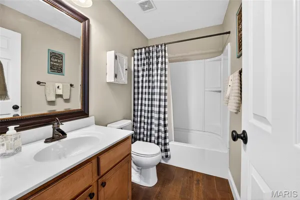 $400,000 | 38 Wisdom Court, Lake St. Louis, MO 63367