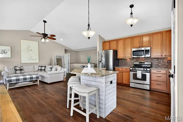 $400,000 | 38 Wisdom Court, Lake St. Louis, MO 63367