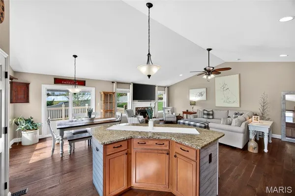 $400,000 | 38 Wisdom Court, Lake St. Louis, MO 63367