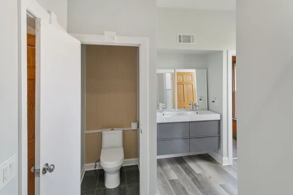 $449,700 | 9412 South Homan Avenue, Evergreen Park, IL 60805