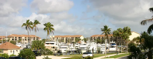 $425,000 | 901 Seafarer Circle, Unit 201, Jupiter, FL 33477