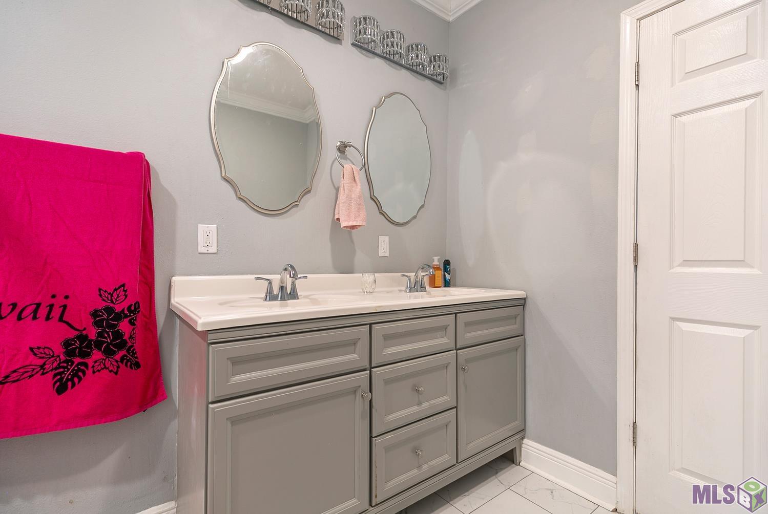 8227 Oak View Drive Baton Rouge, LA 70814 - Photo 12 of 21